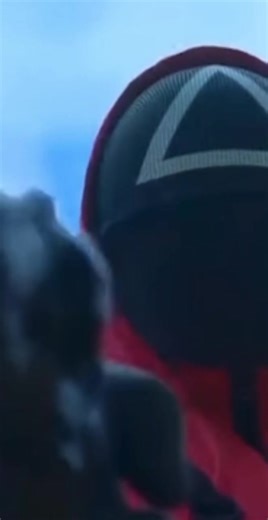 Our first attempt at this game of death. 🍭 #squidgamenetflix #squidgame #dalgonacandy #squidgamekdrama #kdrama #fyp #fypシ