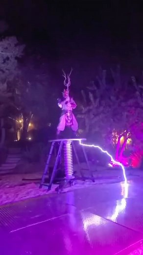 166K views · 22K reactions | Uhhh I’m not fighting that.. 﫳⚡️ #nerdgym #vikings #sorcery #wizard #witch #lightning #thunder #thor #zeus #medieval #dnd #lol | Tank Tolman | Facebook