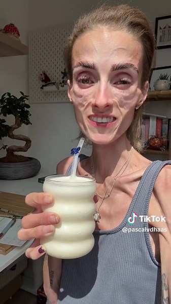 DE ULTIEME TIP VOOR WARME DAGEN! Echt zo lekker🫶🏼❤️@UPFRONT #fyp #fypシ #fypシ゚viral #fypage #gezondeten #gezond #gezondeleefstijl #supermarkt #albertheijn #voedzaam #balans #lekkereten #gezondevoeding #weightgainjourney #healing #food #highprotein #protein #proteinsnack #proteinsnacks #snacks #proteinsnacks #proteineaanbieding #eiwitrijkesnack #eiwitrijk #aanbiedingenshoppen #aanbiedingenvandeweek #bonustiktok #hoogineiwitten #boodschappenhaul #boodschappen #boodschappendoen #ahbonus #ahbonusaa