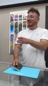 AntiSpy (Matte) screen protector available for almost every model. Link in my bio ❤️ (AD)