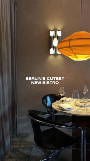 Berlin Asian Food on Instagram: "Save this for your next brunch or dinner date! French-inspired gem with a cute interior serving seasonal, shareable plates. Don’t miss the beef tartare with spicy mayo & pickled egg yolk, Skagen toast with trout roe, and cauliflower carpaccio with black truffle & mascarpone cream, so delish! 🦪 📍Jolie Bistrot, Berlin — #berlinasianfood #foodblogger #foodblog #foodblogger_de #berlinfoodguide"