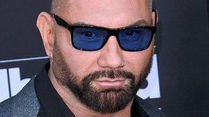 [PHOTO] Batista reveals a new look