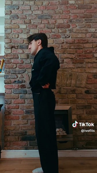 Is it a fit or is he just tall? Sometimes all you need is a good knit and great pair of high waisted trousers #ootd #recreatingpinterestoutfits #mensfashion #mensoutfitideas #shortguy