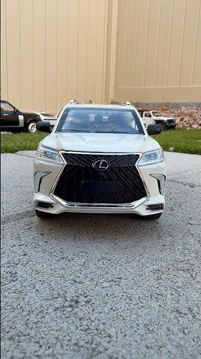 Lexus LX570 1/24 Scale Diecast RC Car Review #diecast #car #automobile #rc