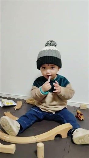 #fyp #shortvideo #babyvideo #cutebaby #xoro ko tin tale ghar re😀😀