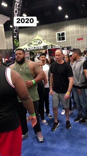 48M views · 615K reactions | Met @irregular_strength in 2020 and then again in 2022: @fitness_and_oats @jonahsach @chrisgilman_ #workout #fitness #payback #powerlifting | The Greatest Entertainer | Facebook