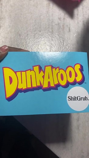 Nostalgic Snack Review: Dunkaroos Rediscovered!