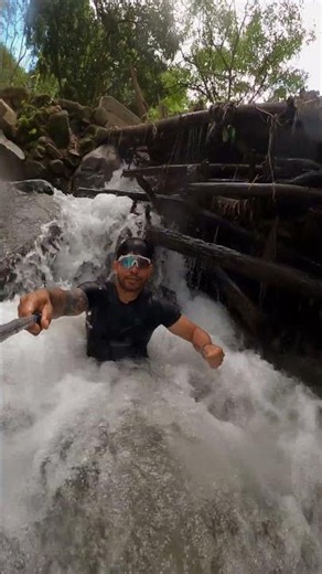 La cascada que parece sacada de una película 🌿💧