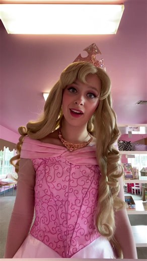 Do you wear wigs? #princess #disney #partyprincess #characterperformer