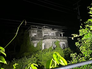 Exploring an Abandoned Haunted House in Aklan! *Most Haunted* | Zarckaroo