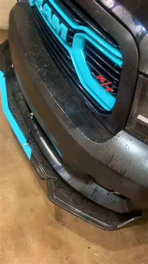 Color shifting 🔥‼️#loweredtrucks #suelomob #mopar #baggedtrucks #singlecab #ramtrucks #fypシ