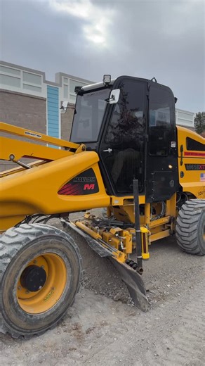 Graded by laser, paved to a string line. 90’s kid using 90’s tech 😎 | Southern Sun Paving