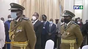 72K views · 4.2K reactions | LEADING DIFFERENTLY…LIFE GOES ROUND..SERVE THE NATION DILIGENTLY AND PROFESSIONALLY! | Nelson Chamisa | Facebook