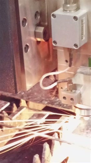 cnc technology fiber laser cutting machine