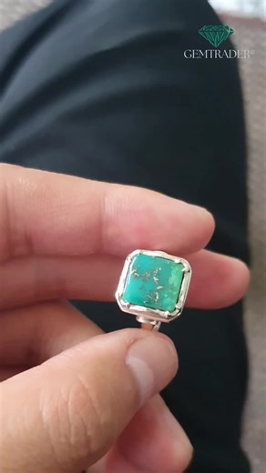 Natural Turquoise /Firus from Iran. Color Turquoise cutting empat-segi Cincin perak handmade, ikatan tangkal kendi. Design simple, lelaki atau perempuan boleh pakai. Batu firus isi penuh, ada pyrite. Tuan-tuan, yg mana mencari firus pyrite, cutting empat-segi, boleh wasapi saya yg ni. 60-19×488/6720 (nickgemtrader) #turquoise #turquoisejewelry #piruspersia #firusiran #cincinlelaki