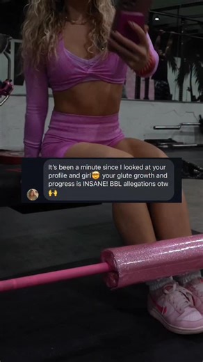 liv carbonero on Instagram: "built by lifting 💅 - Let’s work together! See if you qualify for coaching by taking the quiz in my bio 🥰 - full workout: 3-4 sets each ✰ tri set - hip thrusts: 8 reps - KAS glute bridges: 8 reps - hold for as long as possible ✰ twist Bulgarian split squats: 8-10 reps ✰ glute medius kickbacks: 10-12reps ✰ back extensions: 10 reps - on last set drop weight and do body weight to failure - fit @gymshark (cöde fitfoodie10 🦈💖)"