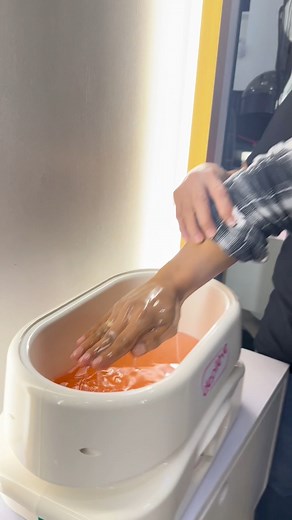 Paraffin Wax best for manhid at pasmado ang kamay. 💪😜 #handtherapy #paraffinwax #healthyway Arne Lized Connie Baluyut | Hecktor Dgreat