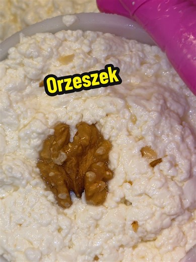 Orzeszek 😁 #ser #cheese #bieszczadzkaheca #serodziejka #bieszczadzkiesery