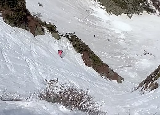 A Guide To Skiing Tuckerman Ravine