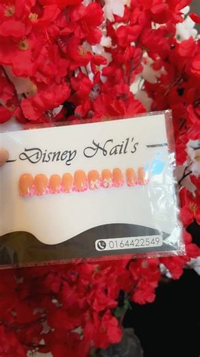 Vidéos de Disney make-up (@disneyma1) avec son original - M26