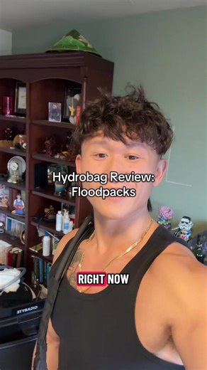 Hydrobag Review: Floodpacks This is definitely a really new and innovative bags to enter the hydration bag market! Good blend between a hydro and a cross body that fits someone that doesn’t want to carry around an entire backpack. I think there could’ve more dividers and wish it held more water but It does the job well given its constraints. Definitely worth checking out for festival season #benderbrendan #raver #edmcommunity #festivalseason #edmfestival