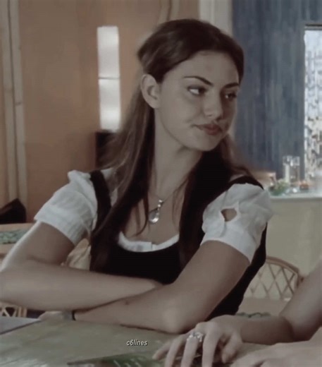 Cleo Serto Edit: H2O Just Add Water Moments