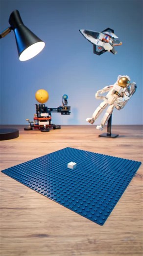 18K views · 71 reactions | Decolla con questo LEGO stop-motion! ✨. Abbiamo vissuto un'esperienza galattica creando queste straordinarie transizioni, un mattoncino alla volta. Qual è il tuo preferito?  Kevin Parry #LEGOItalia #LEGOCollective #LEGOSpace | LEGO | Facebook