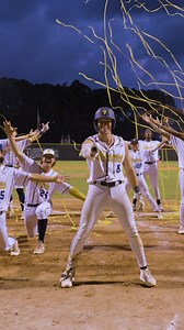 328K views · 10K reactions | Counting down the days until One Direction gets back together 類 #savannahbananas #bananaball #onedirection #harrystyles #baseballmom #boyband | The Savannah Bananas | Facebook