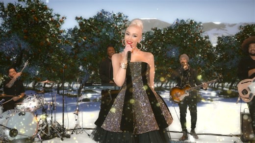Gwen Stefani - My Gift Is You (Live From The Orange Grove)
