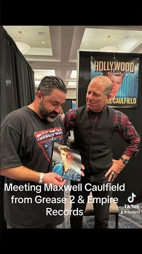 Meeting Maxwell Caulfield from Grease 2 & Empire Records #Grease2 #empirerecords #hollywoodshow