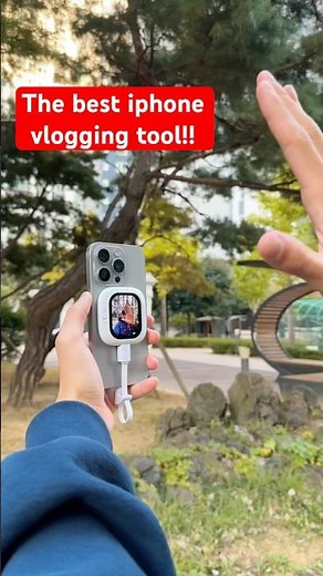 How To Film Pro Vlogs With Your iPhone / Founist Vlogmate Mini Rear Camera Monitor 🚀 #vlog #founist