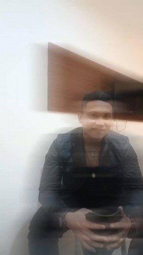 Hindi lahat ng umiiwas galit..." Ang iba umiiwas kasi nasasaktan @highlight | Pinagpala Alpha