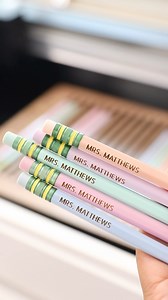 ✏️✏️Even if you’re done with teacher gifts, file this away as an appreciation week or end of year idea! | Damask Love