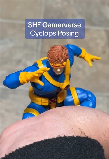 Posing the SHF Gamerverse Cyclops. This figure has solid articulation and looks great once you start pushing dynamic X-Men poses. Definitely one of my favorite Cyclops figures to mess around with right now. #Cyclops #XMen #SHFiguarts #ActionFigures #FigurePosing