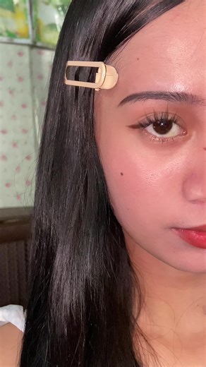 Enhance Your Look with Cluster Lashes