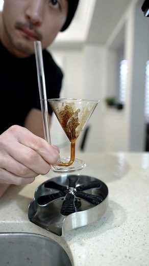 Ken SM Lee on Instagram: "Spiral Wash | Follow me @mrlee06🍄 . . . #cleaningtips #washing #cleaning #CleanTok #asmr #asmrvideo #oddlysatisfying #satisfying #drinking #sleep #sips #water #relax #satisfyingvideos #drinks #refreshments #beverages #drinkspecials #drinkstagram #asmrsounds #trending #trend #drinksound #asmrrelax #asmreatingsounds #asmrsatisfying #drinksofinstagram #soda #drink #drinksounds"