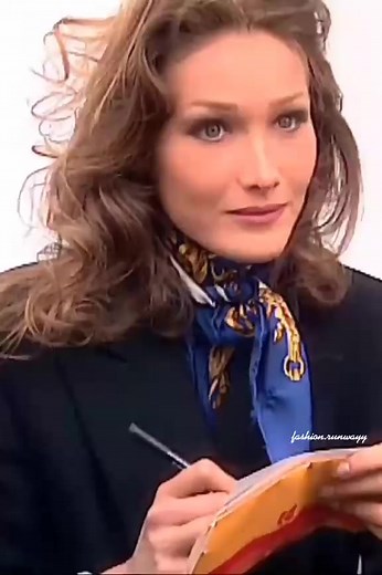 Model Smoking on the Runway: Bella Hadid's Trendy Cigarette Moment