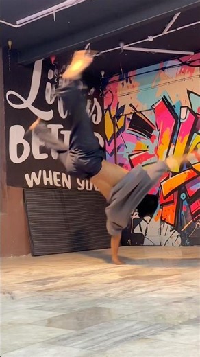 Never Give Up🤍 @Nexu_Here_8 #shortsvideo #powermoves #subscribe #indiatalent #page #bboying
