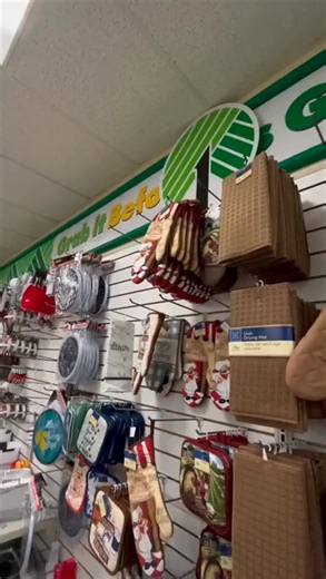 2M views · 44K reactions | Grab a Dollar Tree potholder... @creativeramblings #DIY #DollarTree #DollarTreeDIY #Kitchen #Hack | Home Decoration | Facebook