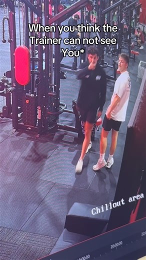 👀WE ARE ALWAYS WATCHING👀 💪your form is safe with us💪 | World Gym Coffs Harbour