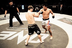 Jens Pulver VS Eric Kelly