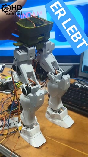 i just made a DIY Humanoid Robot and it looks like super #humanoid #robot #arduino