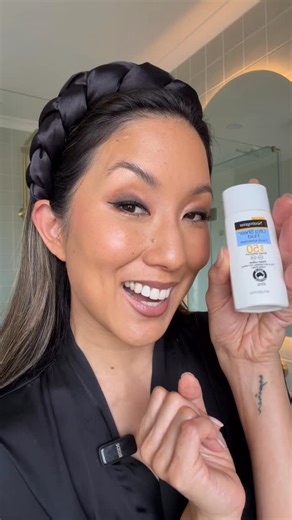 Sarah Davidson on Instagram: "It is SHEER MADNESS to do anything for anti-ageing but then skip your SPF!!! But I know, the girlies want sheer in texture not sheer in sun protection and @neutrogena_anz’s Ultra Sheer Face Fluid delivers!! I’ve applied it to just one side of my face under this make-up to show what a lightweight, non-greasy base it is for make up (or just solo on a fresh face) - can you tell which side I applied it? Your bestie this Summer, do NOT leave the house without it! Always 