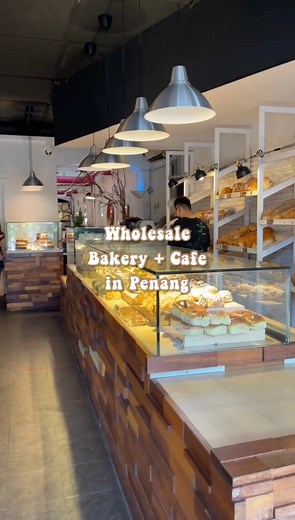 Pastries and cake haven cafe in Penang 🍰 📍Rainforest Bakery | Penang Foodie