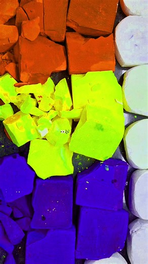 Followme 👀crd:owner #asmr #chalk #viralvideo #gymchalk #fyp