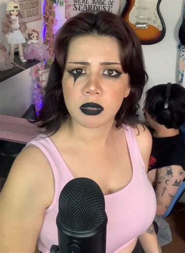 Pastora Raspando a Cabeça ao Vivo e o Voto de Nazireu