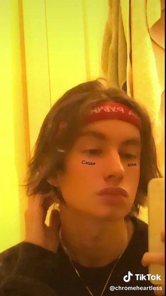 Couldnt fit anymore into this vid but follow for the next pt #instagramfilter #VibeWithUs #glitchcore #webcore #draingang