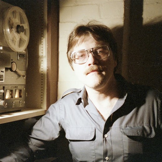 Sixty-one years ago, in January 1965, Swampers drummer Roger Hawkins played his first session gig at FAME Studios in Muscle Shoals. Donna Jean Godchaux McCay, Chad Gamble (Jason Isbell and the 400 Unit), Larry Byrom (Steppenwolf) and Hawkins’ Swampers bandmate Jimmy Johnson pay tribute. For more on the Swampers and the legacy of Muscle Shoals music, visit MSNHA's Roots of American Music Trail website at https://musictrail.una.edu. And check out MSNHA's YouTube channel at https://www.youtube.com/