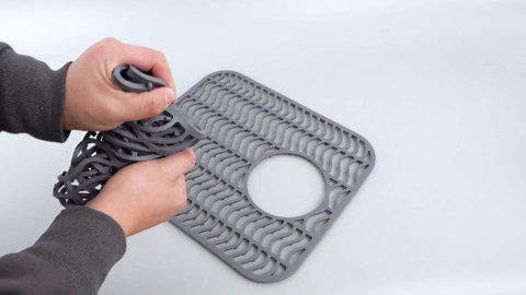 Ihvewuo 2Pcs Sink Protector Mat Nonslip Kitchen Sink Mat Flexible Silicone Drain Pad Silicone Pad with Drain Hole Dishwasher Safe for Kitchen Tableware Dishes