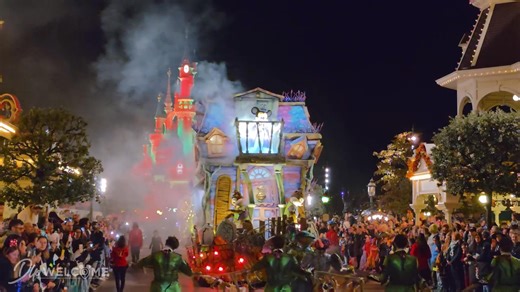 55K views · 419 reactions | Halloween Night 2025 - Disneyland Paris Full Parade & Fireworks : https://youtu.be/Ssk4dr61BrA | DLP Welcome | Facebook